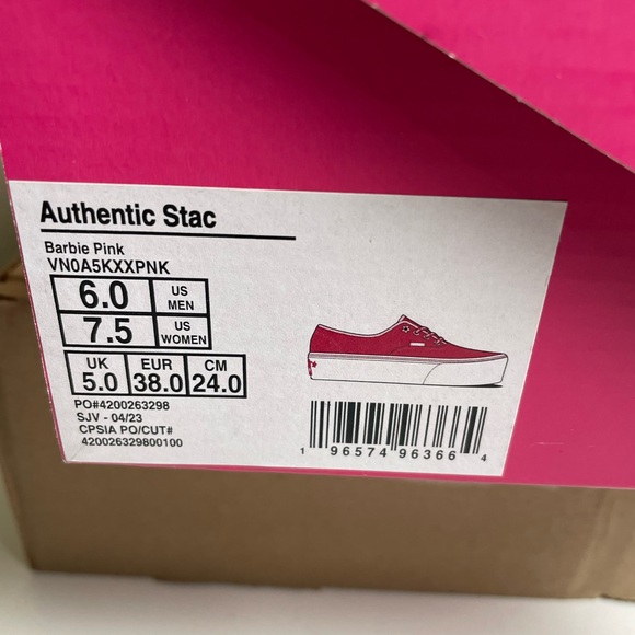 Vans Barbie Pink Women's Bath & Body Set - Picture 3 of 10